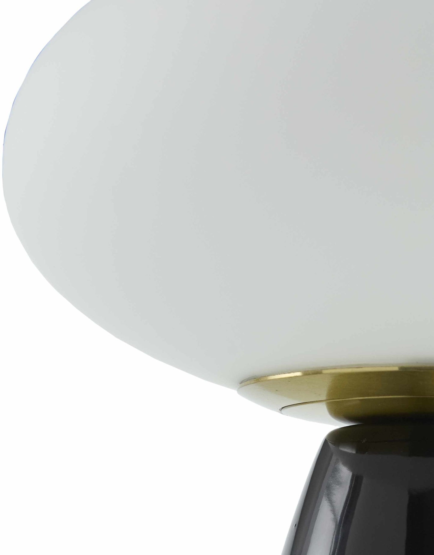 Montamarta Black Table Lamp-3