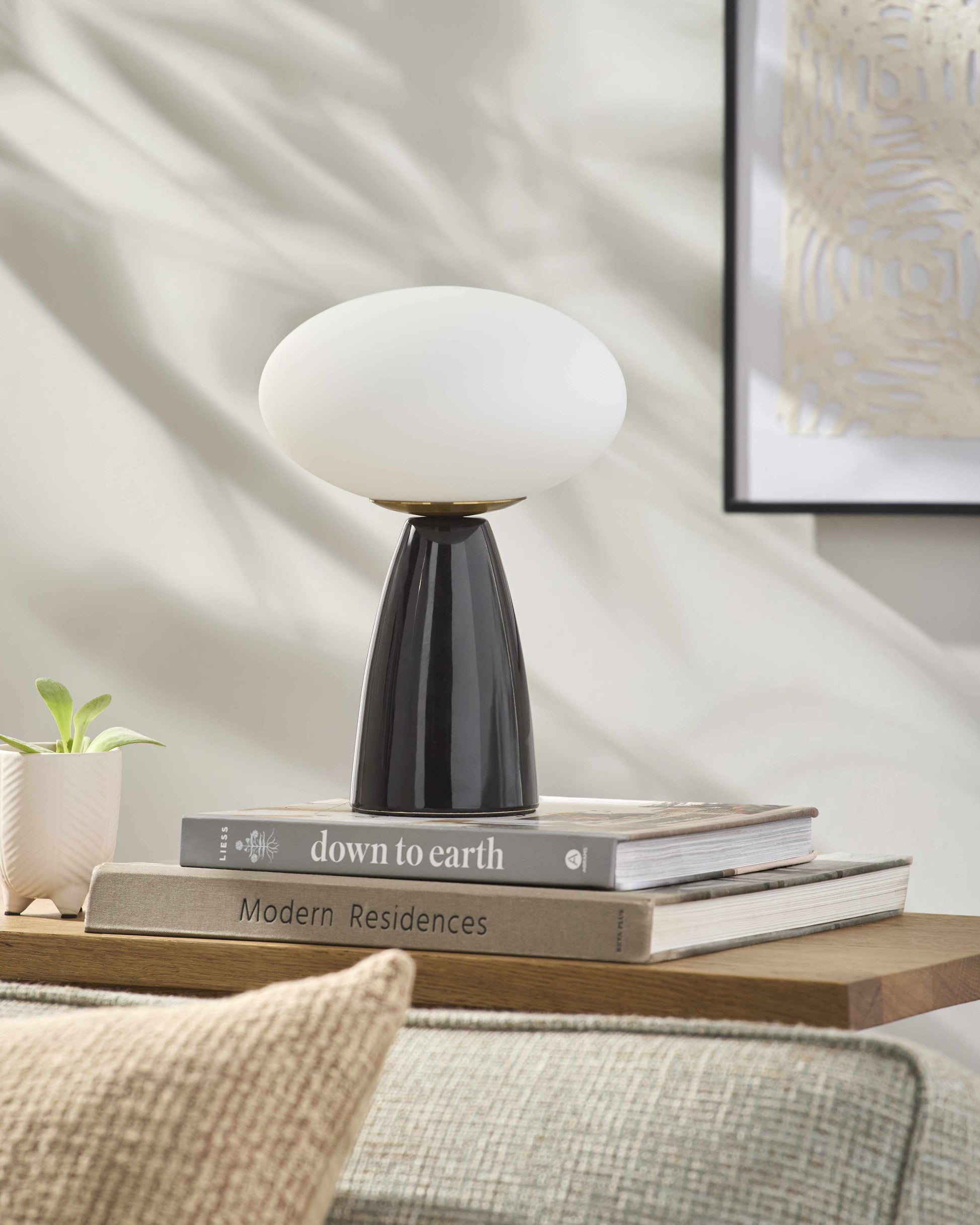 Montamarta Black Table Lamp-4