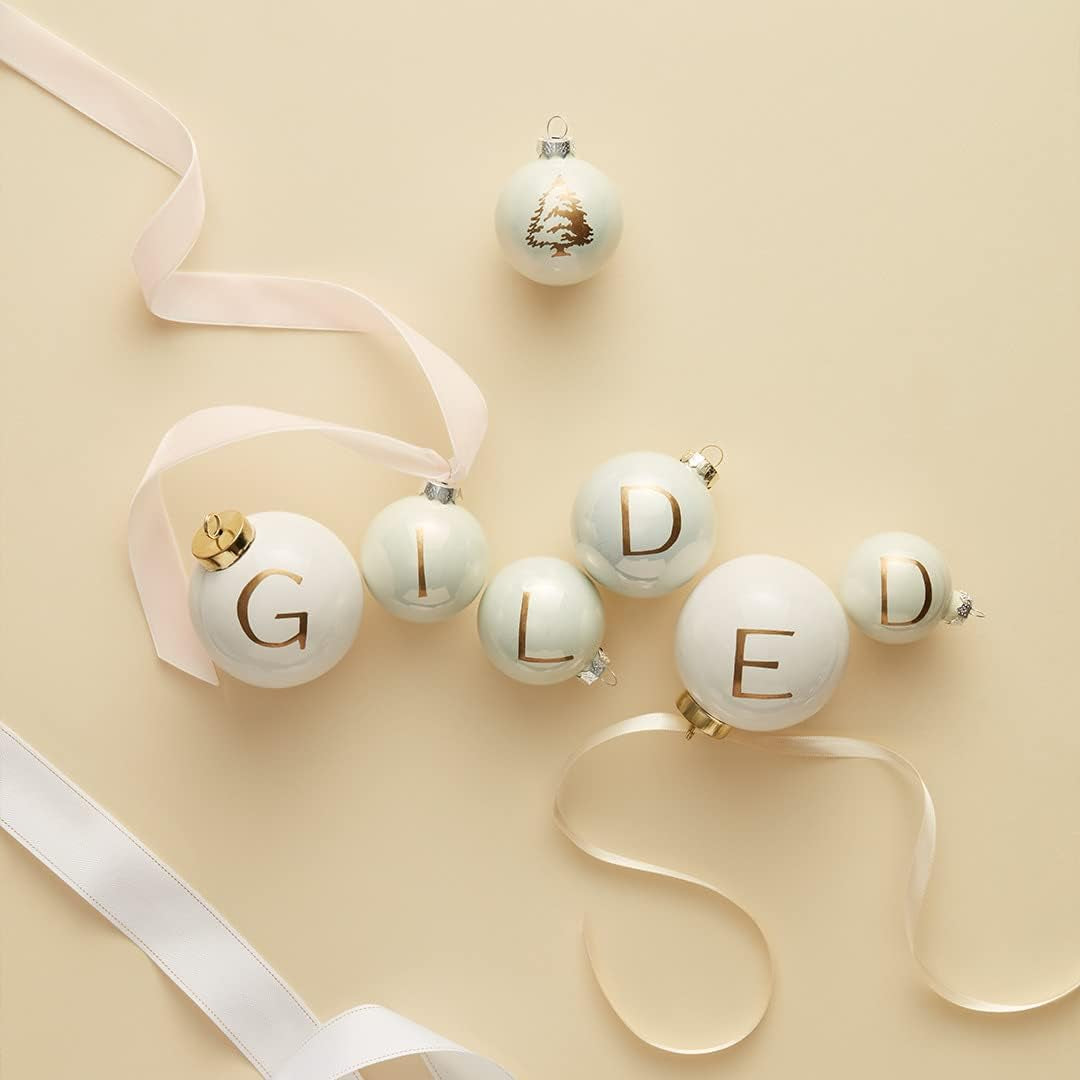 Frasier Fir Candle - Gilded Collection - Wood Grain Ceramic Design with 24-Karate Gold Rim - Mountain Fresh Fragrance  (Petite, 6 Oz)